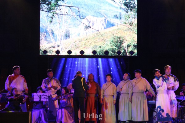 Дууны урлагийн шилдгүүд чуулсан нь дэндүү сайхан байлаа